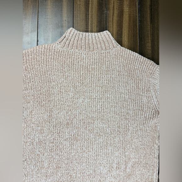 NWOT Size M Cynthia Rowley Chenille Knit Turtleneck Beige Tan Cream Sweater - Picture 9 of 13
